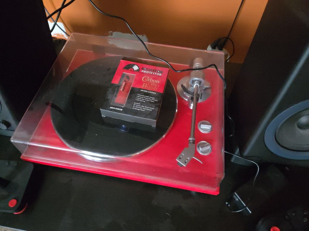 TEAC TN300 Analog Turntable