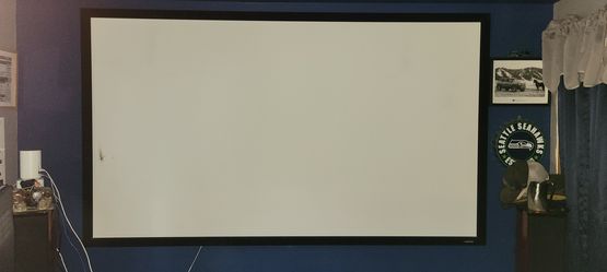 Projector Screen