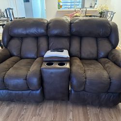 Reclining Sofa