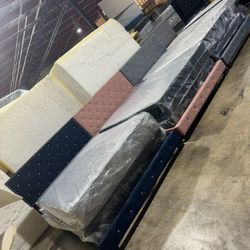 Queen Size Bedroom Set For $340