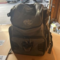 Bass Pro Shop Tackle Backpack