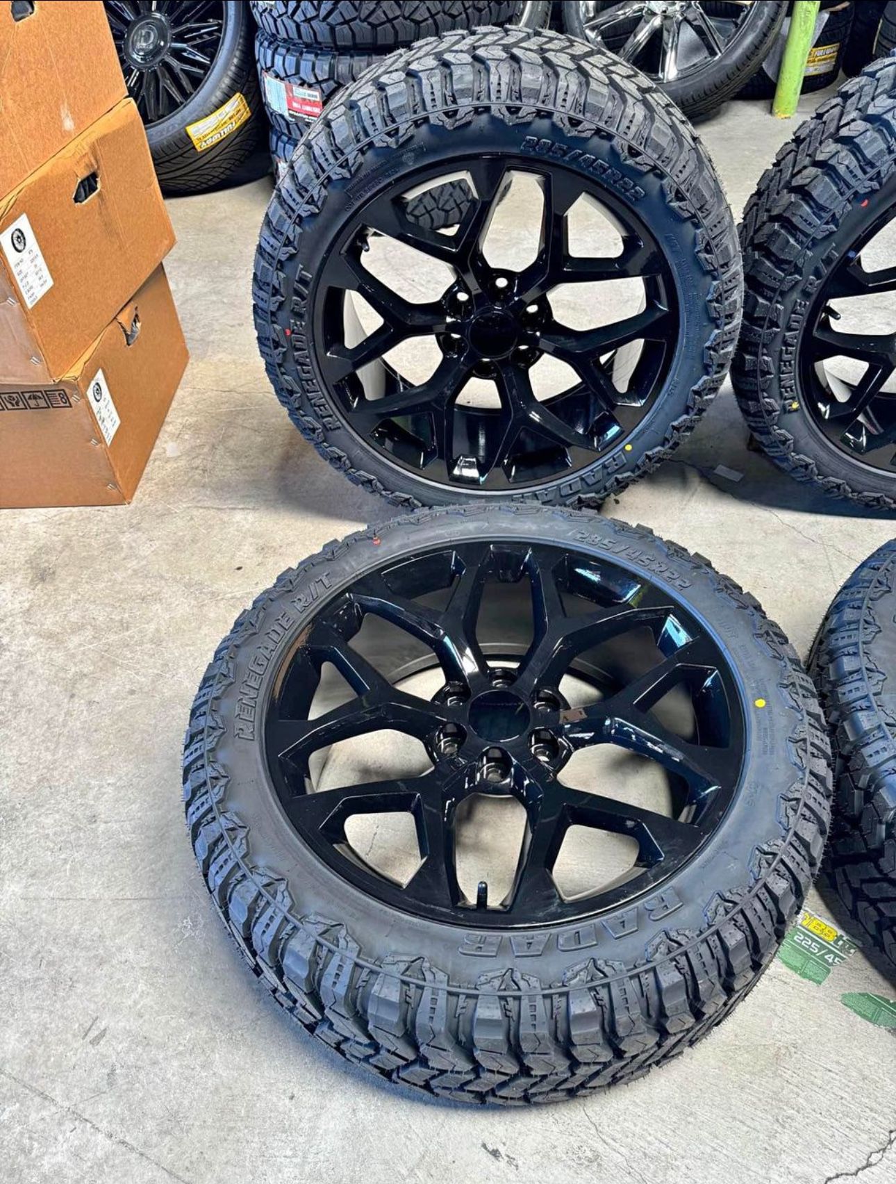 22x9 Gloss Black Chevy Replica New Offroad Rugged Tires 6x139.7 Chevy GMC Cadillac No Lift Needed!