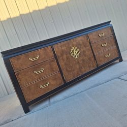 Mid Century Dresser (( LIKE NEW ))