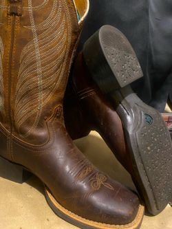 Ariat RoundUp Boots 6B