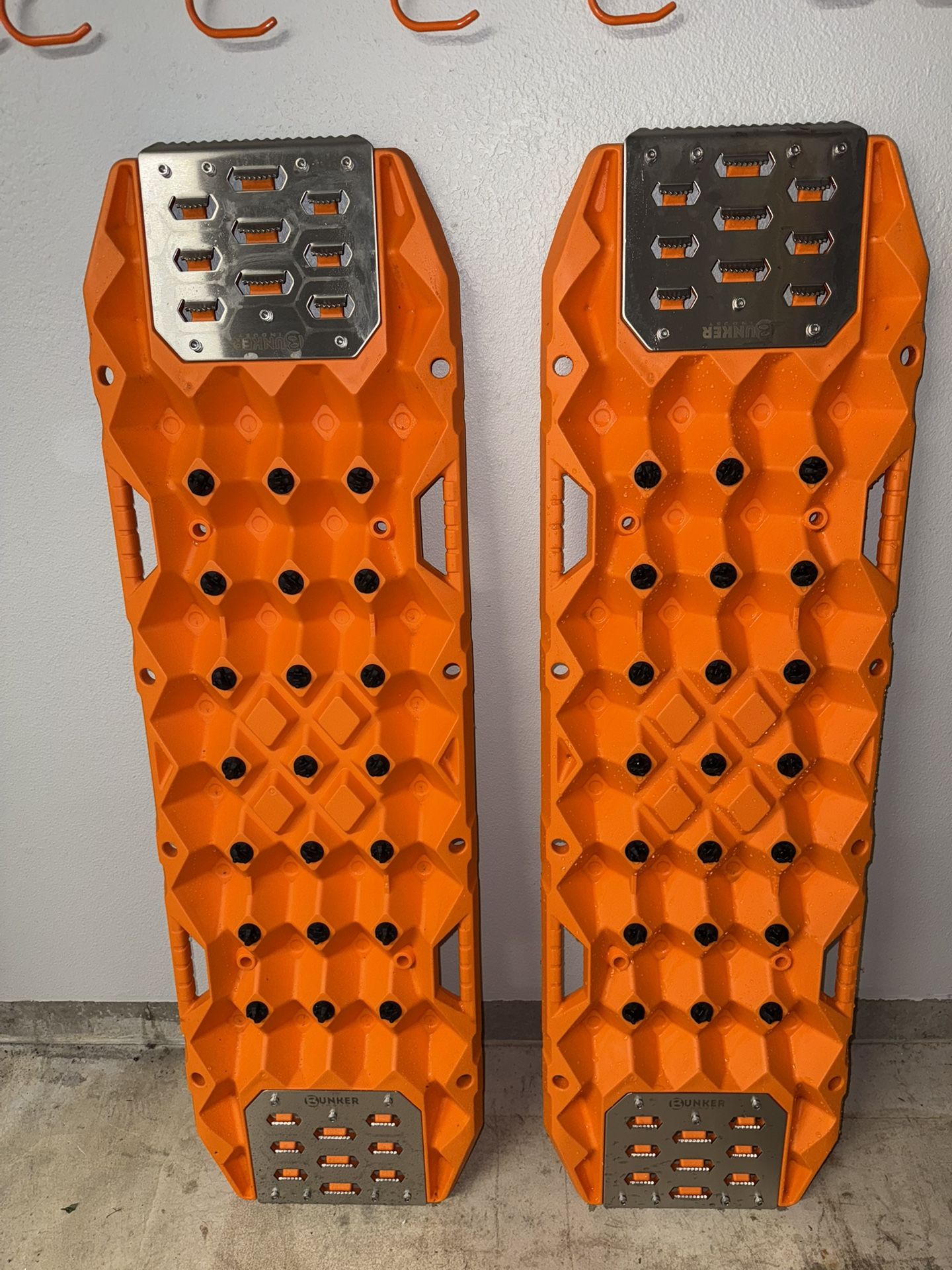 Offroad Traction Board 47.25”x14” Orange