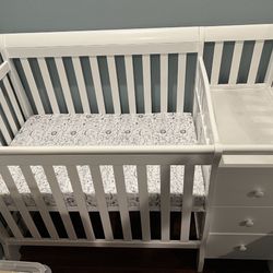 Used mini sales cribs for sale