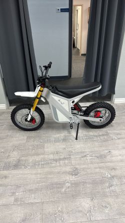 BRAND NEW $50 DOWN - TST GT63