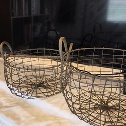 Nesting Wire Baskets (2)