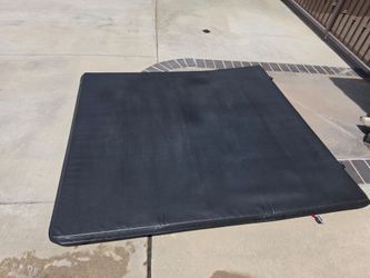 Silverado Short Bed Fold Up Tonneau Cover