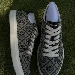 TORY BURCH T MONOGRAM HOWELL SNEAKERS. IN NAVY US SIZE 7