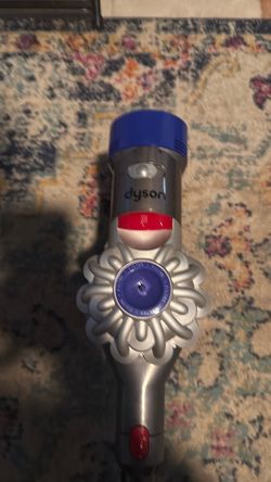 Dyson Cordless Vacuum v8