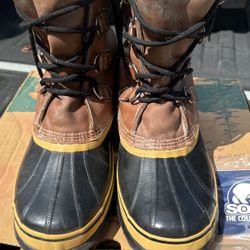 Sorel Caribou Men’s Size 11 Boots