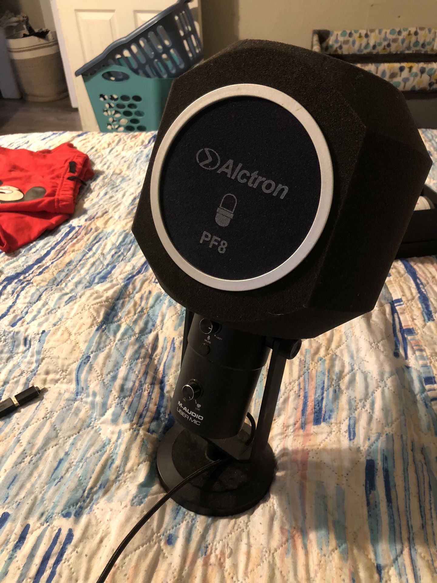 Recording Microphone, Apple Hook Up And Android Hookup