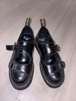 DR. Martens