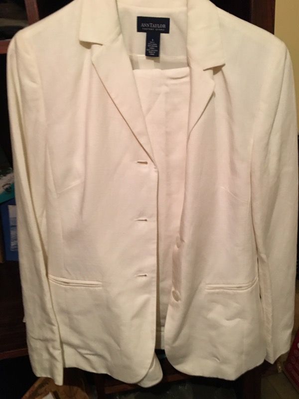beautiful Macys brand s off white suit set