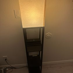 Stand Up Lamp W/ Charging Port