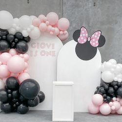 minnie mouse balloon garland 