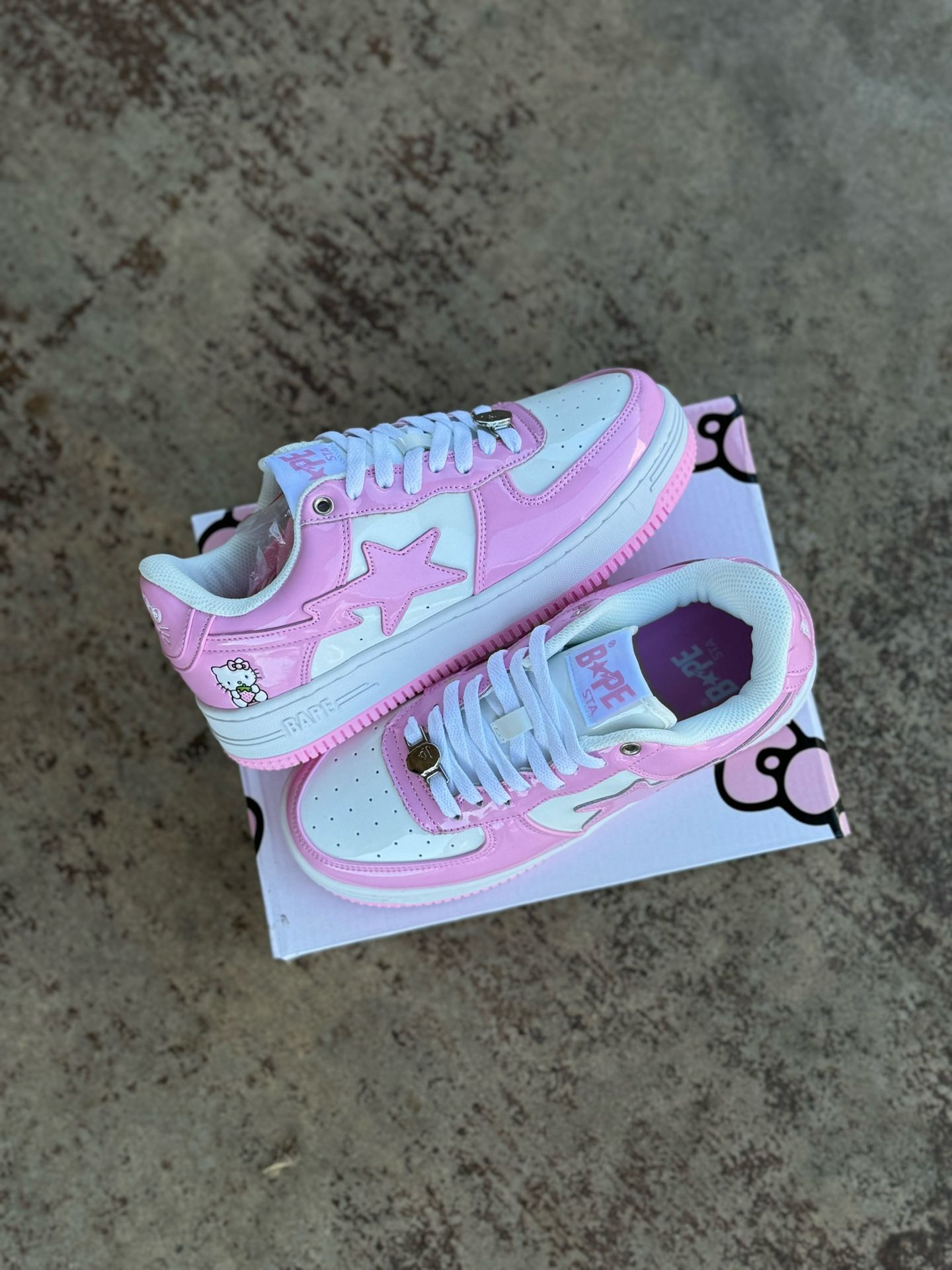 Hello Kitty