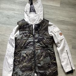 Volcom Women’s 4-in-1 Snowboarding Jacket 