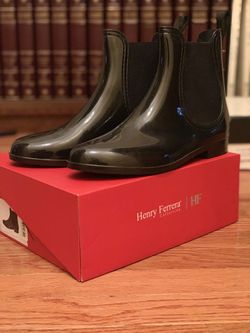 Henry Ferrera Rain Boots. Chelsea Boots