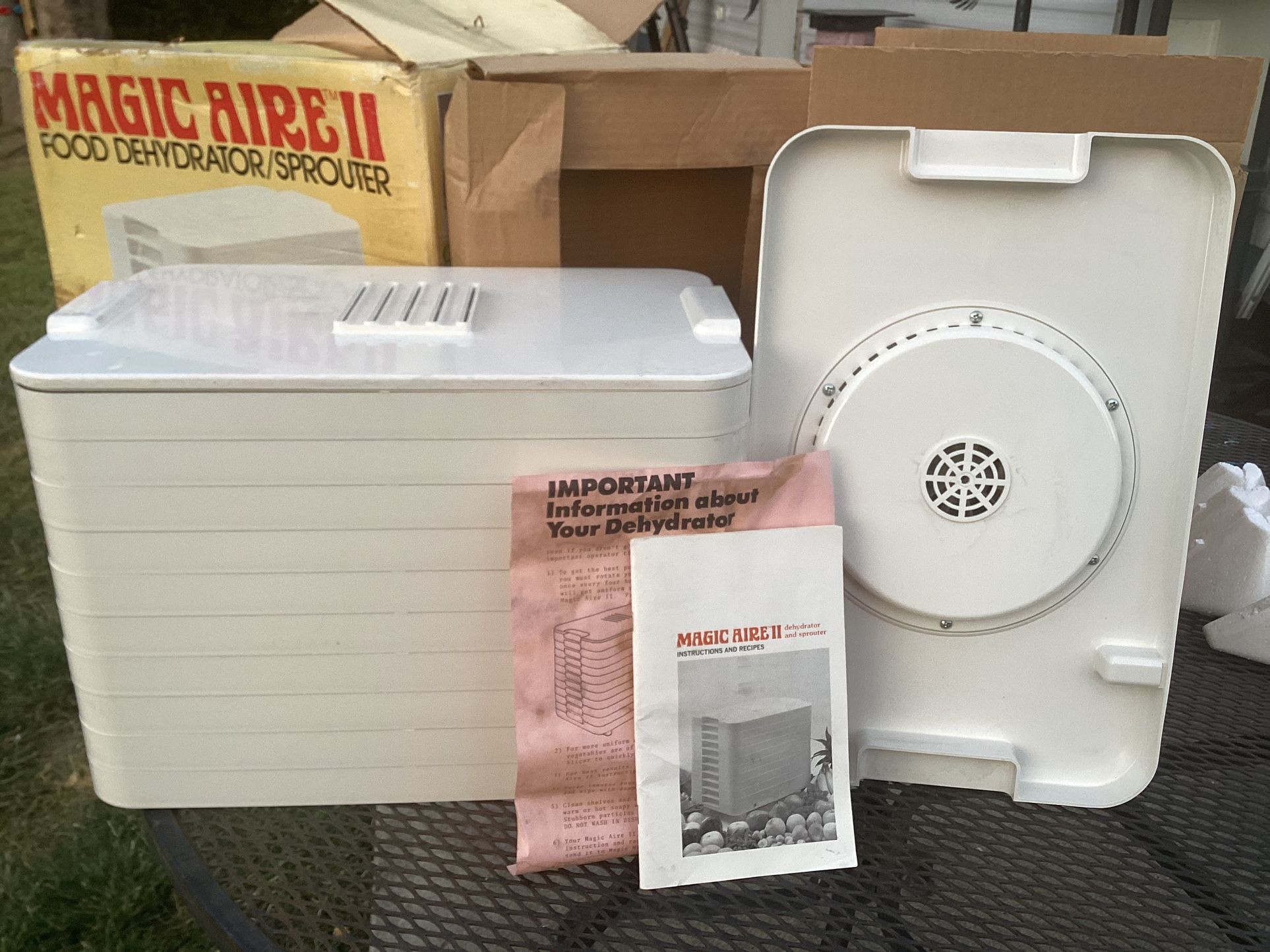 Magic Aire II Food Dehydrator And Sprouter for Sale in Baytown, TX