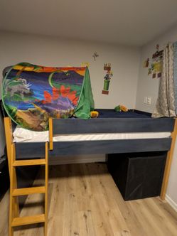Kids Twin Loft Bed with Ladder and Mattress