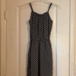 Gap extra small women’s beautiful sundress with blue and white