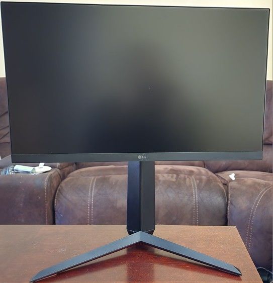 🔥 LG UltraGear 27” Gaming Monitor – 165Hz / 1ms – Clean