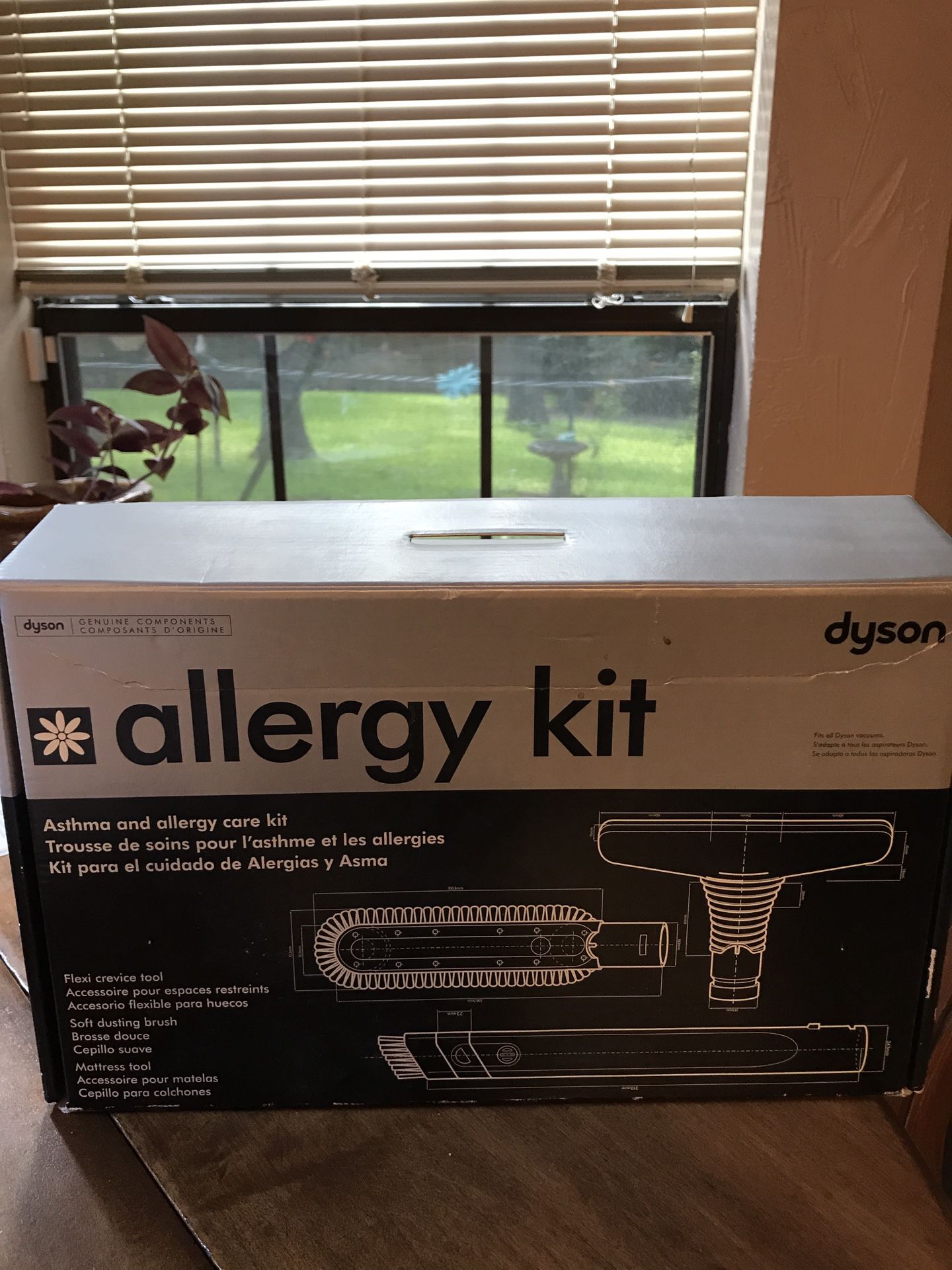 DYSON Allergy and Asthma kit