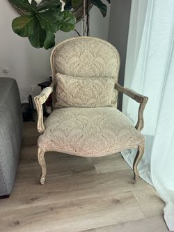 2 Vintage Chairs