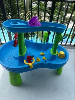 Water play station