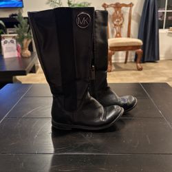 Girl Michael Kors’s boots size 11 C