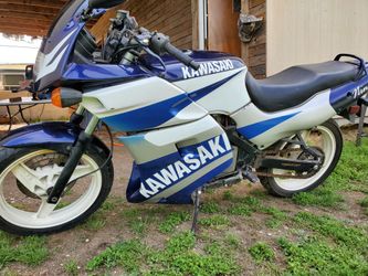 motorcycle for sale or will trade for fourwheeler.