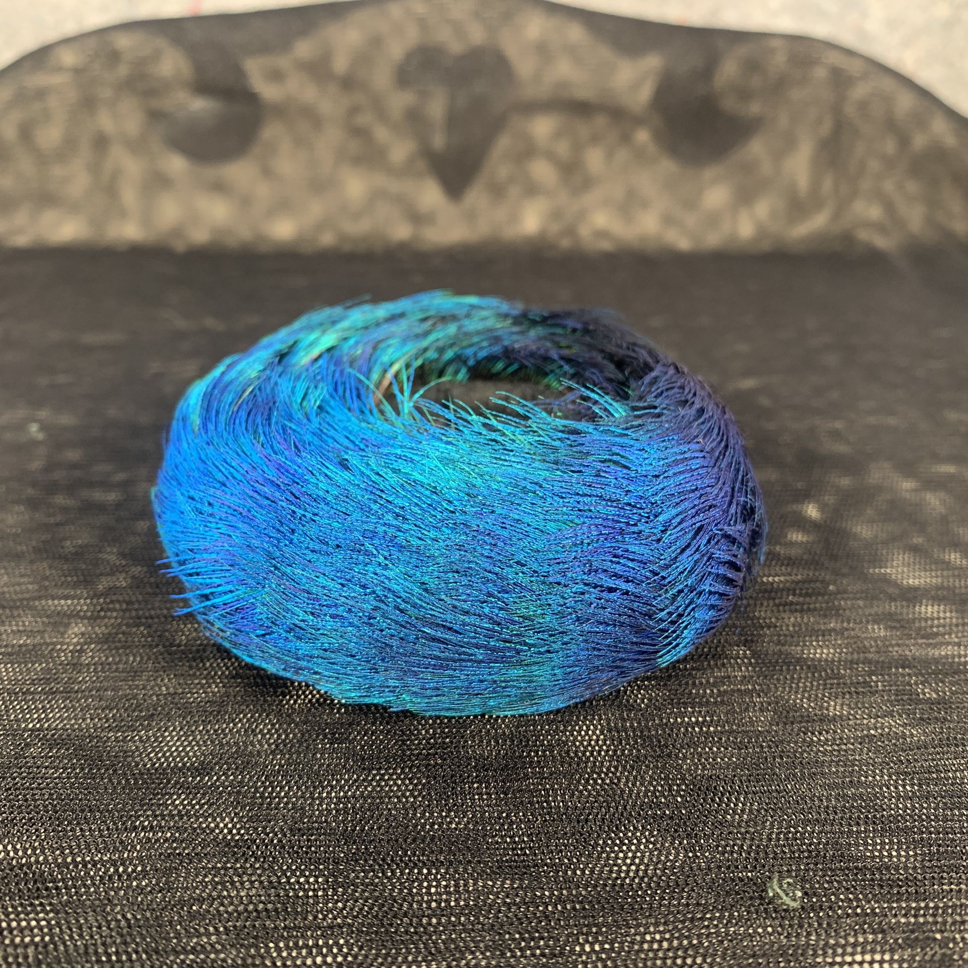 Vintage Hawaiian Lei Hulu Papale Blue Peacock Feather Hatband Handmade Hawaii