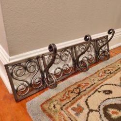 Welded Scrollwork Iron Wall Mounted Coat Rack Scroll Hook Organizer