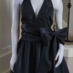 Valentino Black Dress 🖤