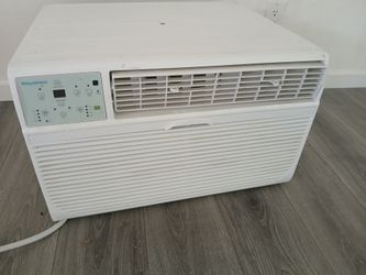 Air Conditioner/ Heater with remote