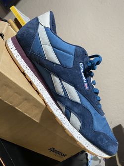 “Noble Blue” Reebok classics size 12
