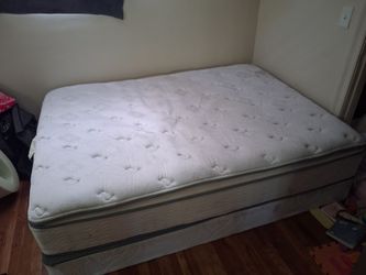 Queen pillow top Matress and box spring