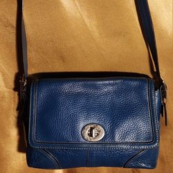 Authentic Vintage Coach Leather Purse