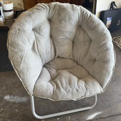 Folding Saucer Chair