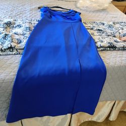 Beautiful Blue Dress For The Ladies Size 10