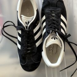 Adidas Gazelles 