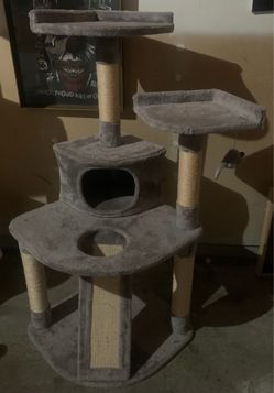Cat tree