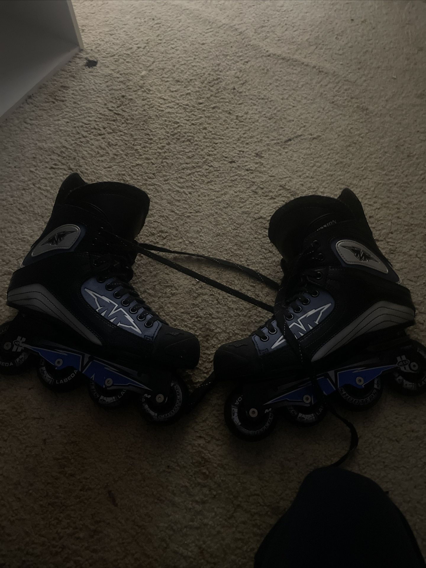 misson roller blades 