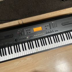 Casio WK-110 Arranger Synthesizer Keyboard Synth w/ Adapter