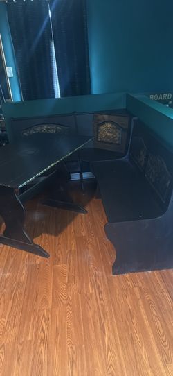Beautiful black nook