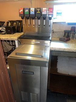 Soft Drink 6 Soda Beverage Dispensers.