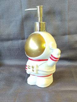 Astronaut Child Soap Dispenser Bottle Space Decor Bathroom Accessory