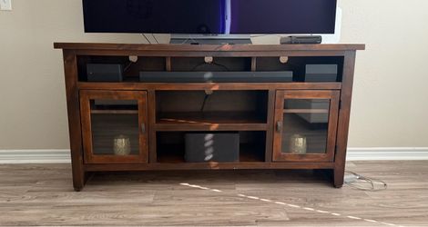 Tv stand